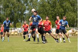 <b>Gwiazda Karsin - Borowiak Czersk 1:1  (ZDJĘCIA)</b>