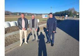 <b>GM. KARSIN. Rowerowe połączenie Wiela z Lubnią na finiszu. Ścieżka Wiele-Borsk powstanie najprawdopodobniej do końca sierpnia</b>